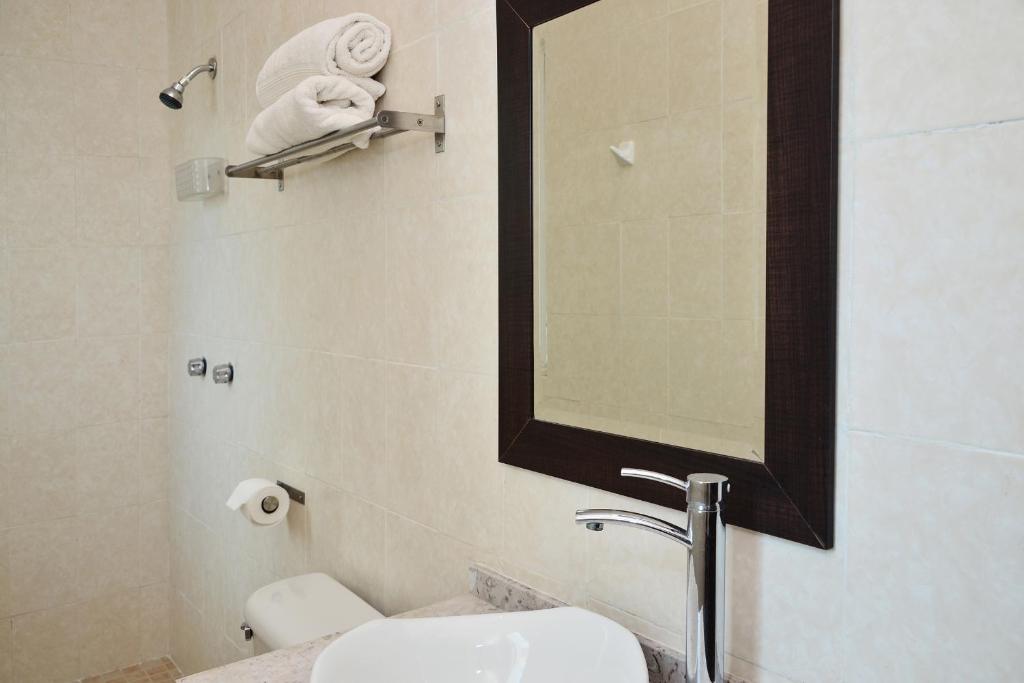 Villa Camilla room 6